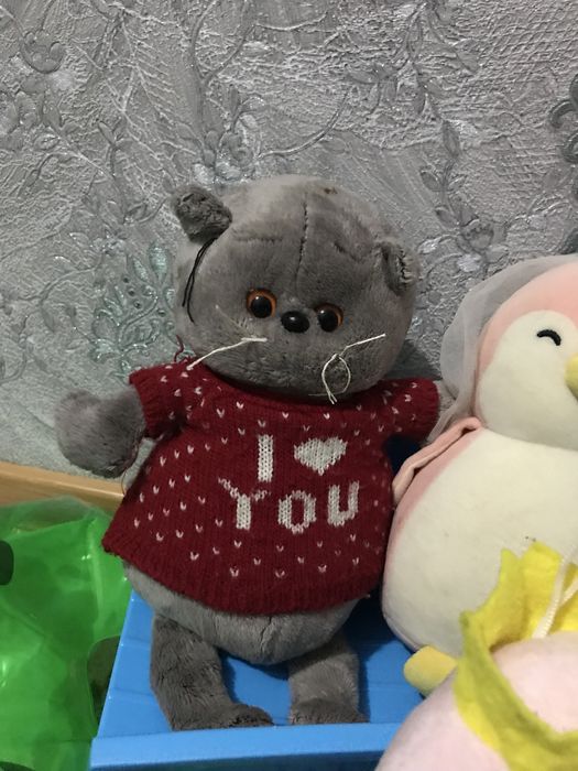 Продам игрушки разные