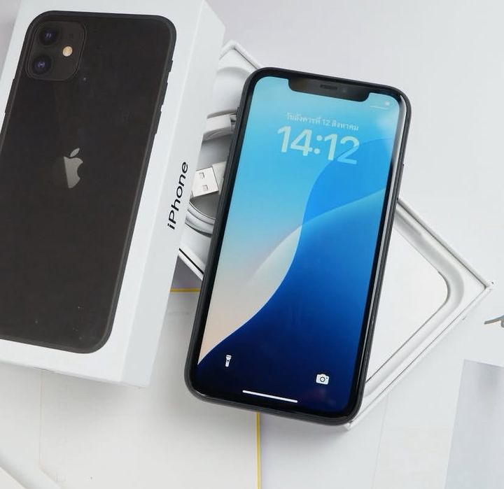 Продам Айфон 11 64гб