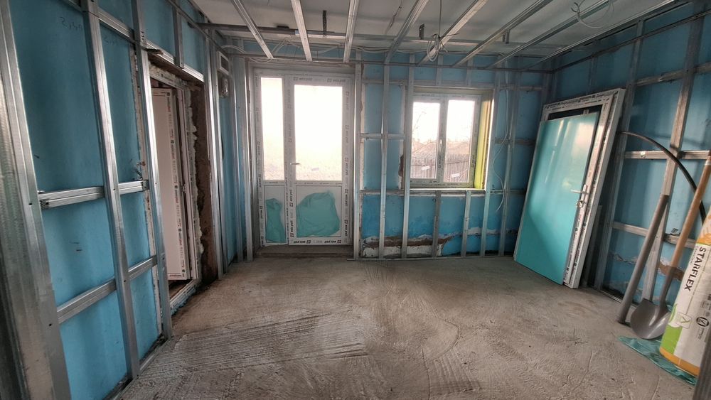 Vand casa comuna Tufesti