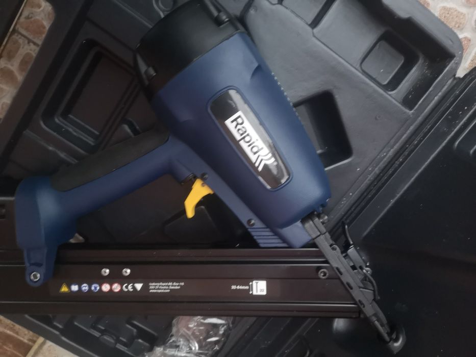 Професионален Пневматичен Такер Rapid