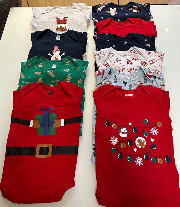 Лот Коледни бодита и пижамки 86/92 см Lupilu