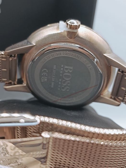 Часовник:HUGO BOSS  Grey/Rose