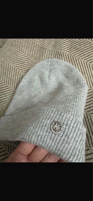 Шапка новая демисезон