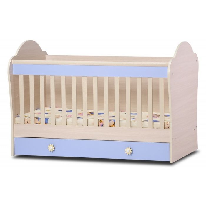 Продавам Детско легло С Матрак.