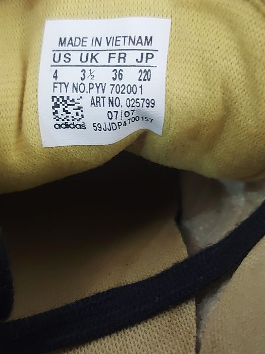 Дамски маратонки ADIDAS. Номер 36