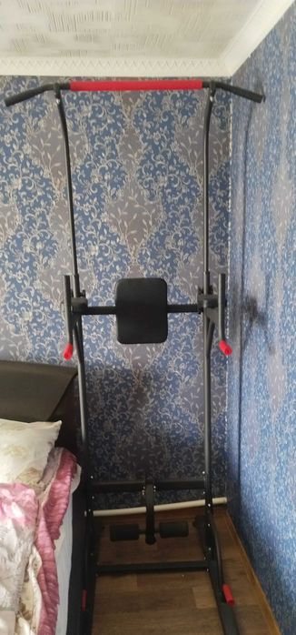 Шведская стенка,(на все группы мышц)