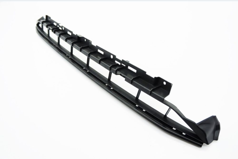 Grila inferioara Audi A4 B9 S-line 2015-2018