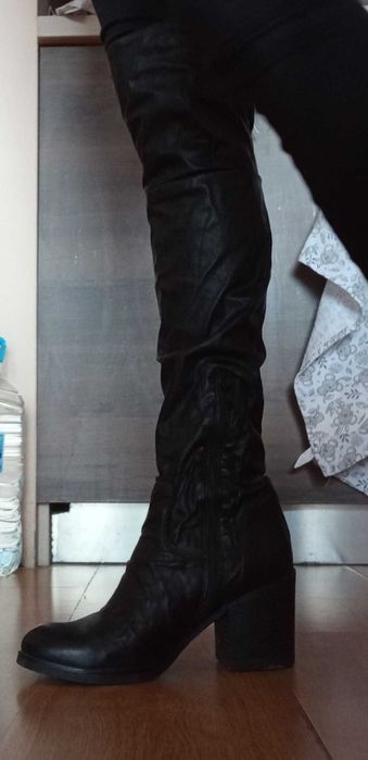 Кожени ботушки с дебел ток