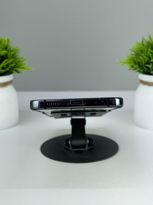 Телефон Samsung Galaxy Z Flip 4 256GB
