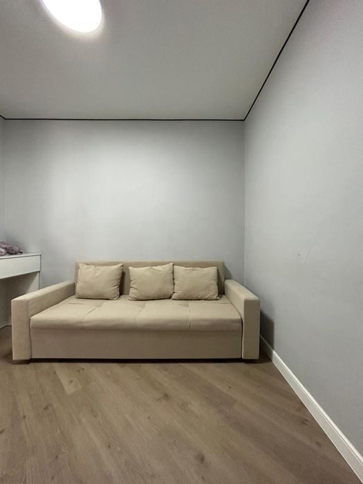 Продам 2 комн квартиру