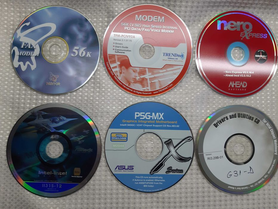 LOT Nr#2 CD-DVD originale stare foarte buna