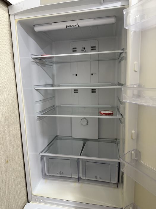 Холодильник рабочий