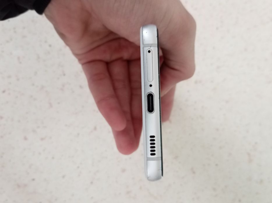 Samsung S21 FE 5G обмен на Iphone 11