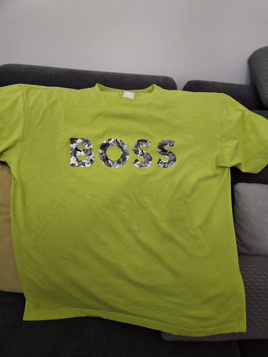 ОРИГИНАЛНИ  Boss и NIKE  XL размер