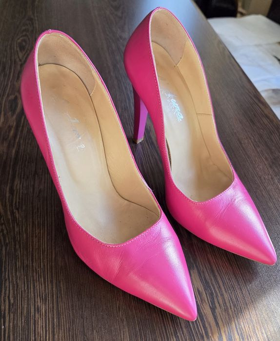 Pantofi piele naturală mărimea 36