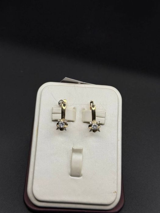 Золото 585  Серьги Масса: 3,2