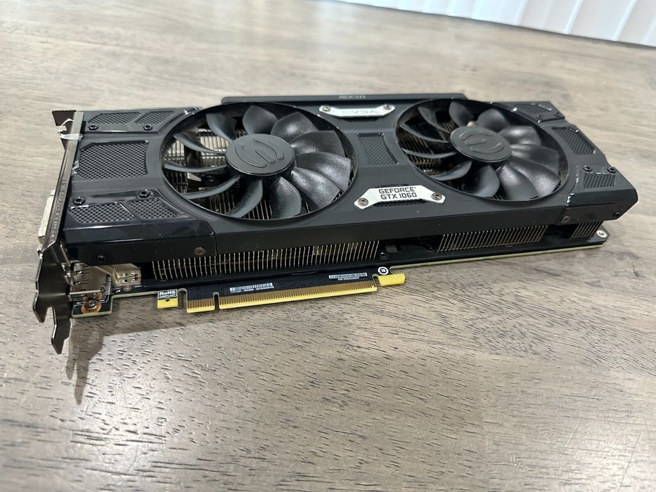 Placa EVGA GTX 1060 6gb