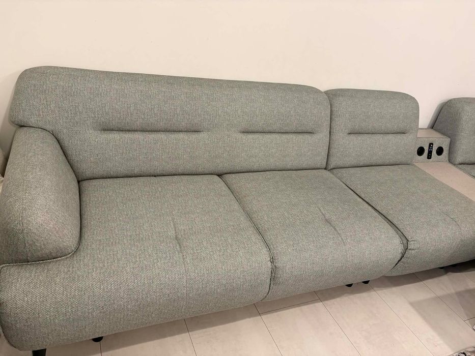 Диван с тонколона + маса с 4 стола