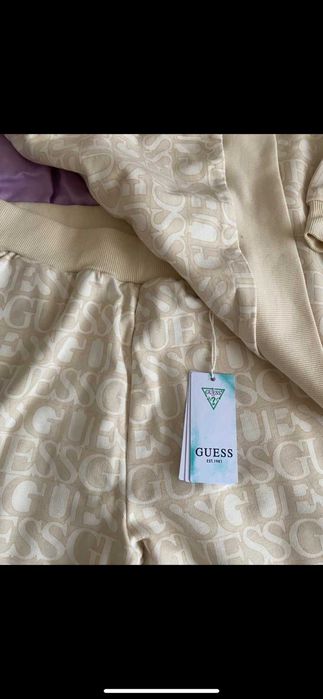 Дамски комплект ва Guess