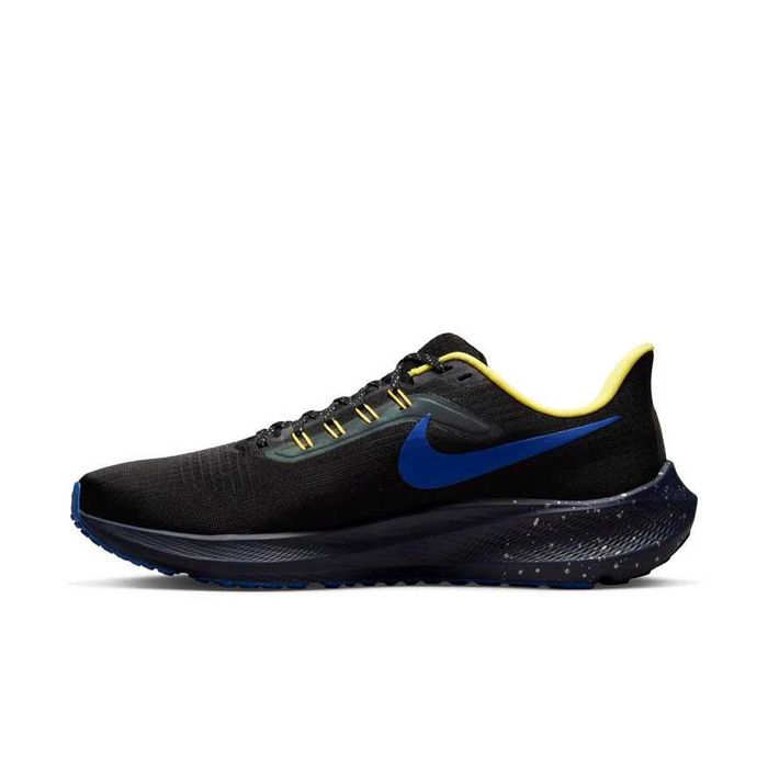 Nike - Air Zoom Pegasus 39 - DZ4846-001 номер 46 Оригинал Код 3511