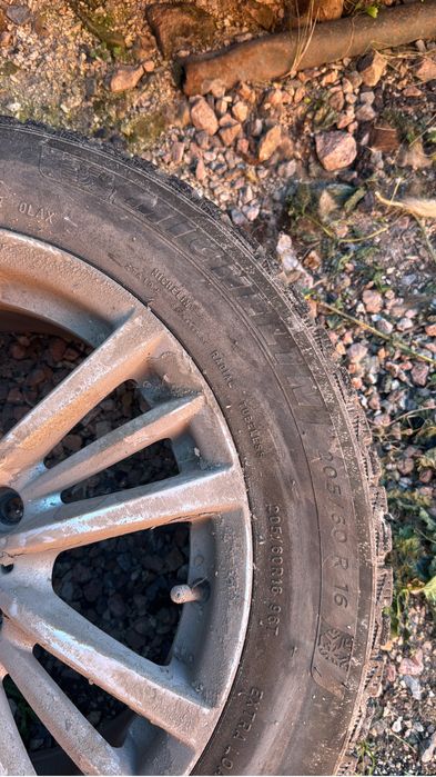 Продам колеса bmw на Michelin205х60х16