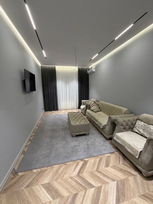 Сдаётся на аренду своя квартира.