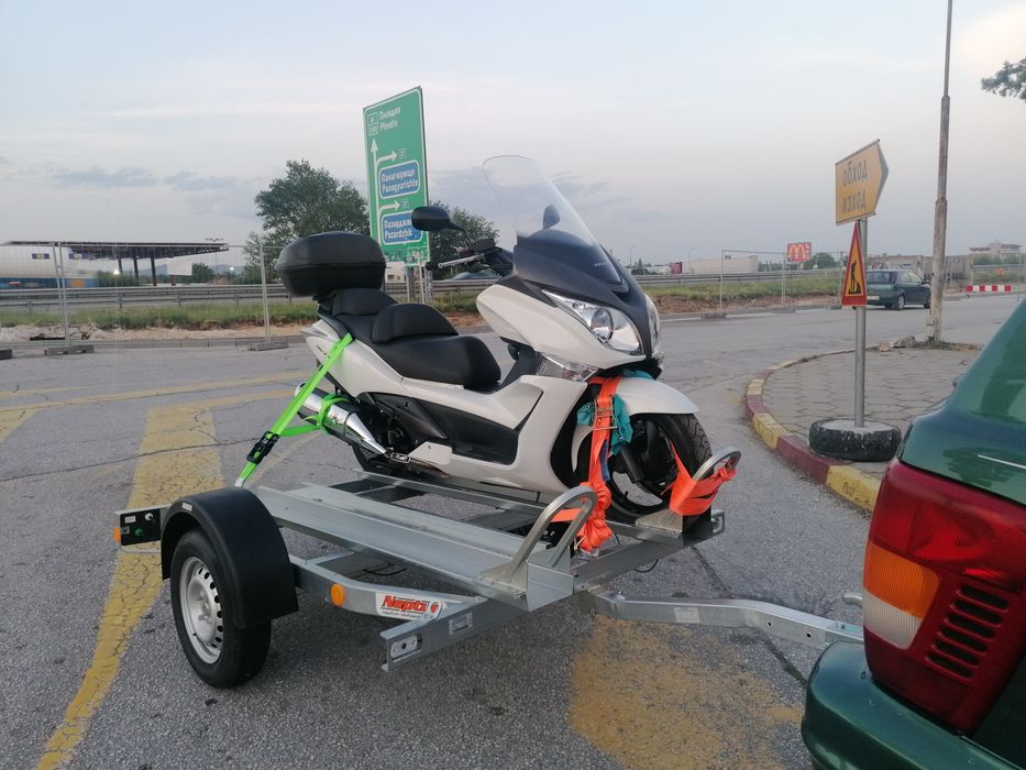 Ремарке за мотори под наем