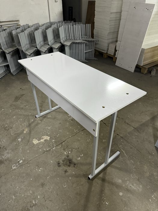 Школьная парта со стулья комплект для тенедрщиков