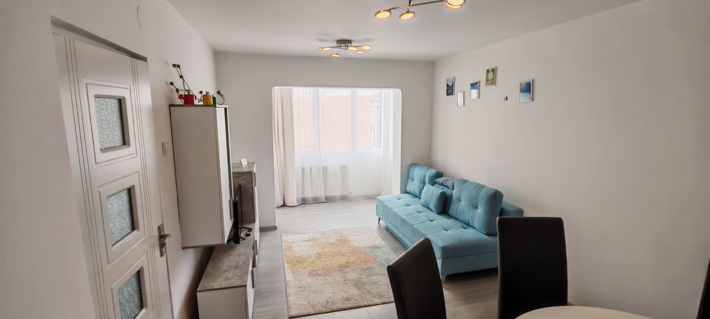 Proprietar. Ofer spre inchiriere apartament 2 camere zona Liceul de In