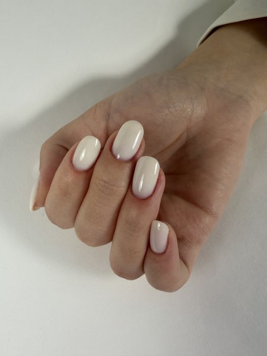 UNGHII Gel si pedichiura Militari Artist Perfect Beauty