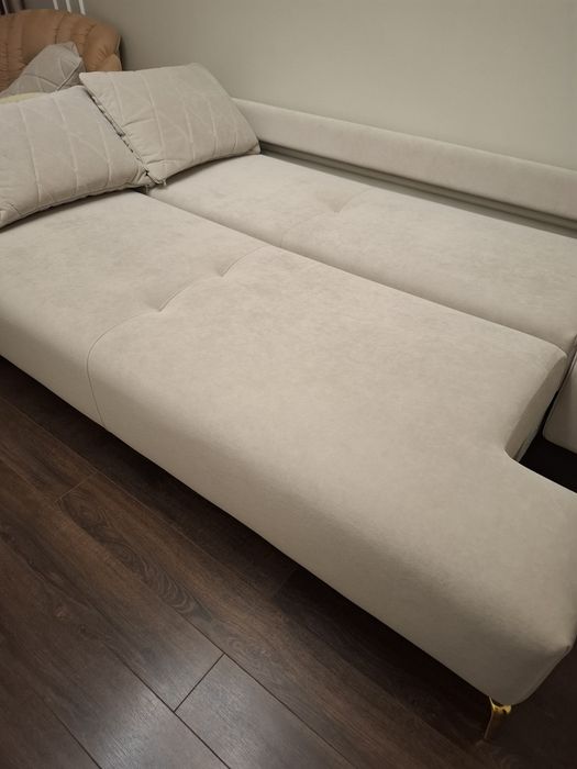 Продам Диван новый