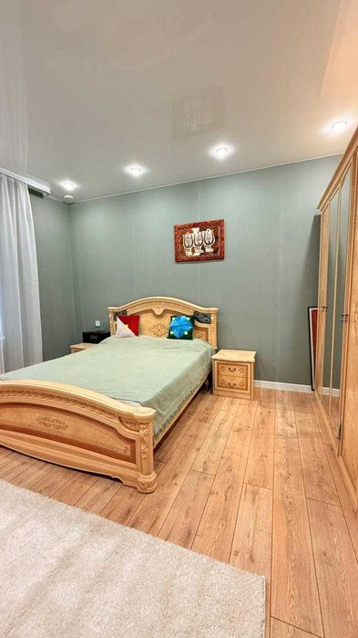 Продам шикарный дом в Зачанске