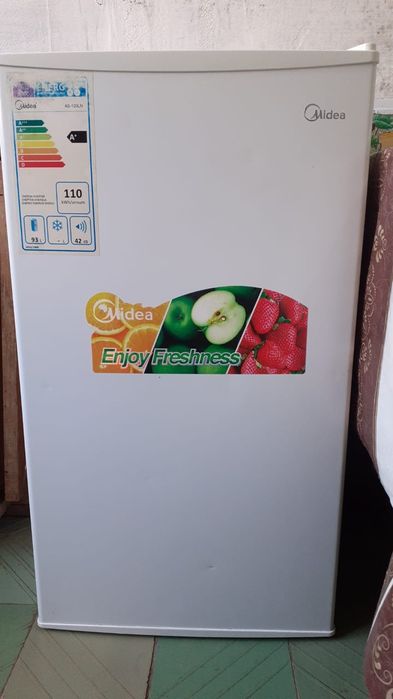 Продам холодильник