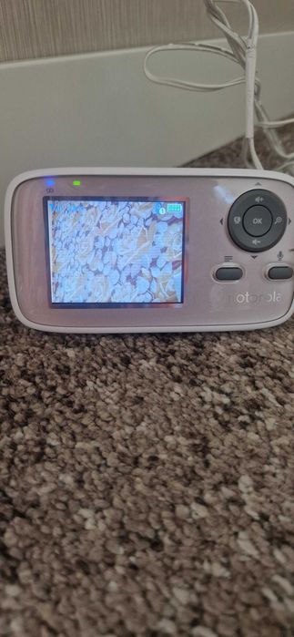 Бебефон Motorola