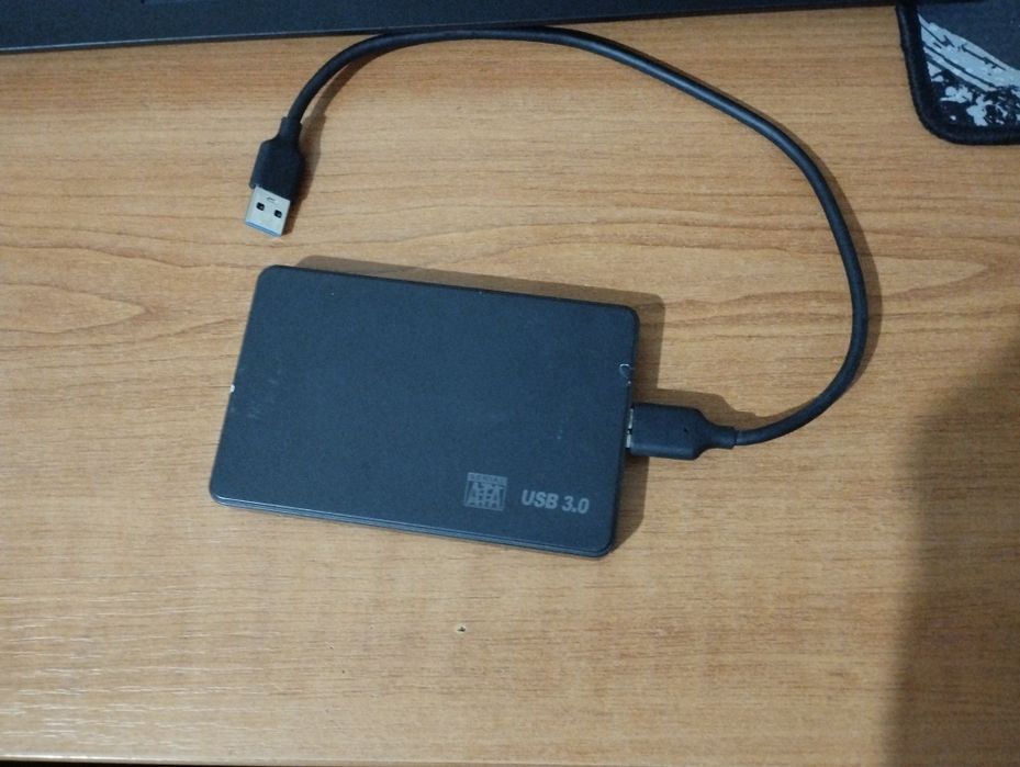 Внешний накопительный диск