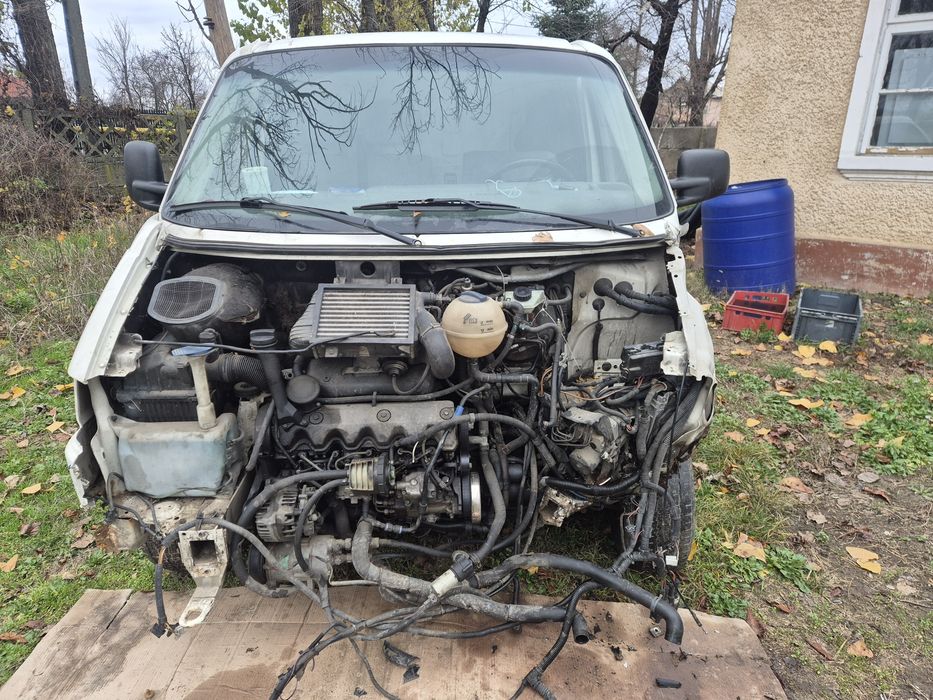 Vând sau schimb VW Transporter T4