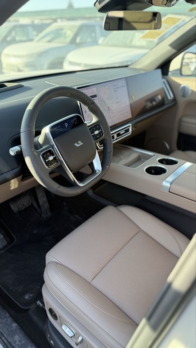 L6 Pro 2026 рестайлинг в наличии Нарда-грей кофейный салон