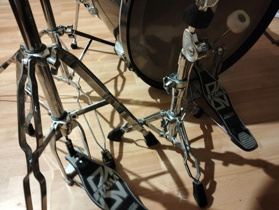 Vând set de tobe TAMA