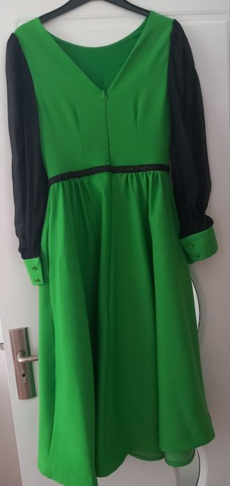 Vând rochita mărimea 38