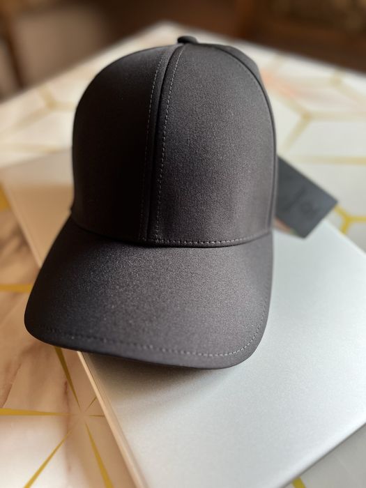 2 ta kepka premium yengi