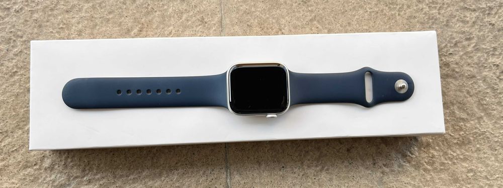 Vand Apple Watch SE 2nd Generation - 44mm