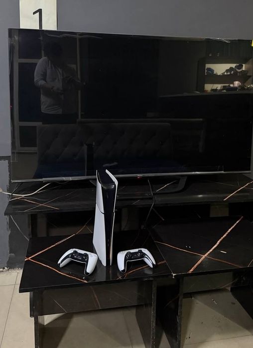 PS5 Slim.  Жағдайы таза идеал казирги кейнги оинлари менен fifa23 24