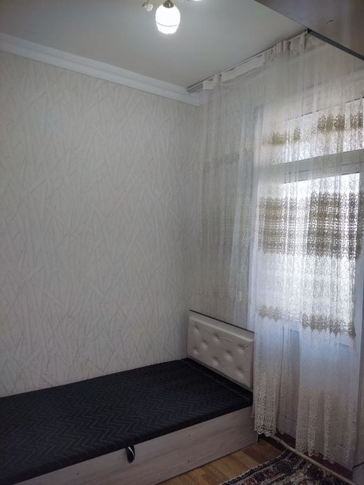 Продам чиланзар 17.  Одна переделанная на двух