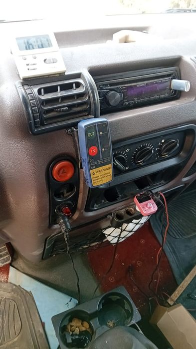 Vând Renault Mascott