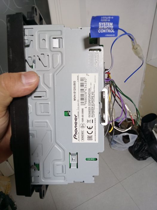 Продам магнитолу