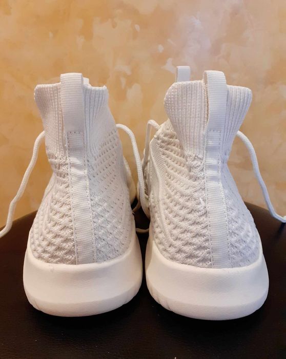 Бели маратонки -унисекс