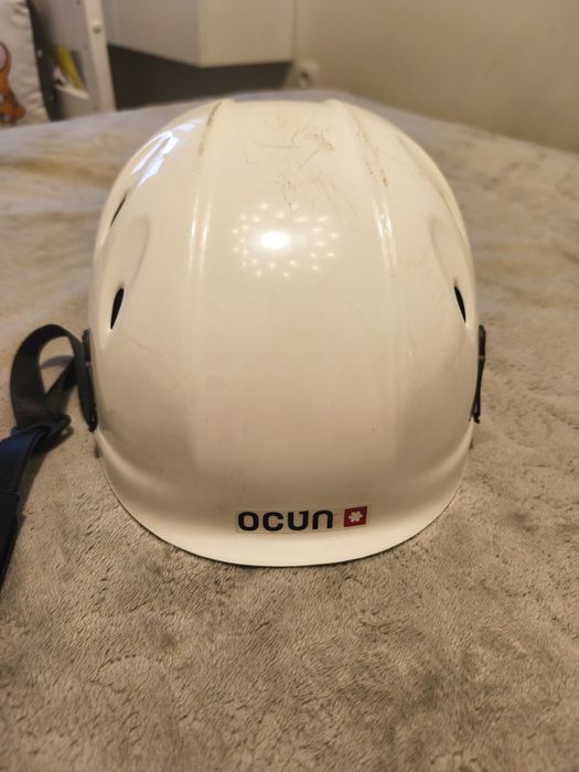 Шлем для альпинизма