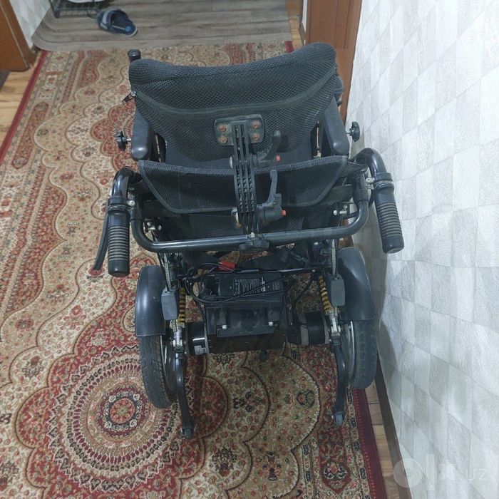 Nogironlar aravachasi Elektronni