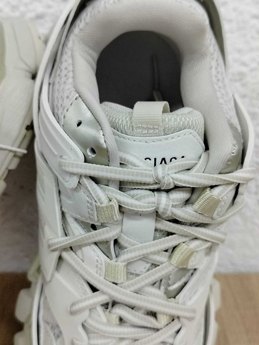 Adidasi Balenciaga Track Albi marimea 35