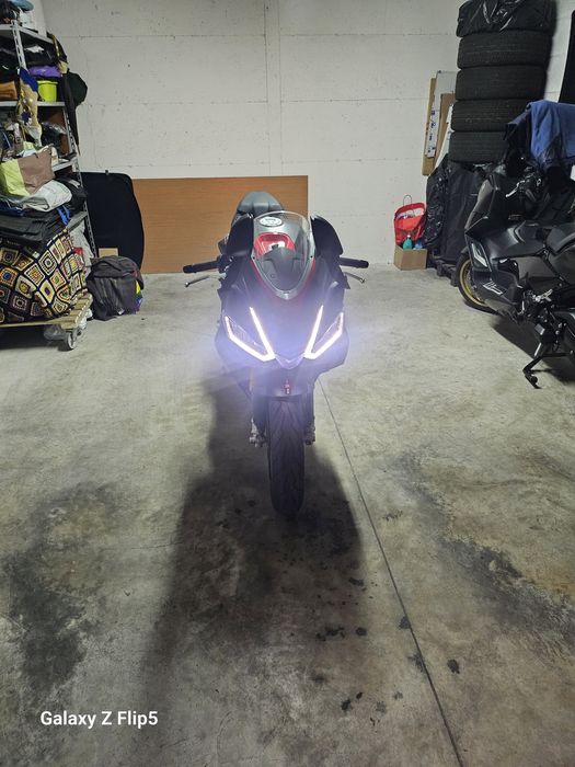 Aprilia rs 660 2023